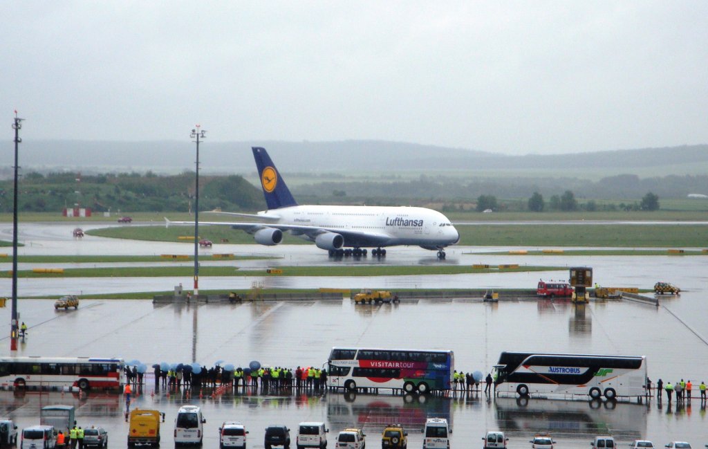 Ankunft des A380 am Flughafen Wien Schwechat