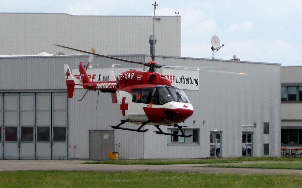 ARA Flugrettung 
Eurocopter BK-117
Baden-Airpark
31. Mai 2010