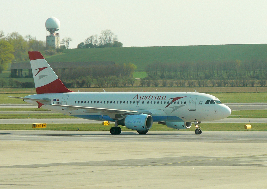 Austrian Airlines A 319-112, OE-LDG, Flugghafen Wien, 04.04.2012