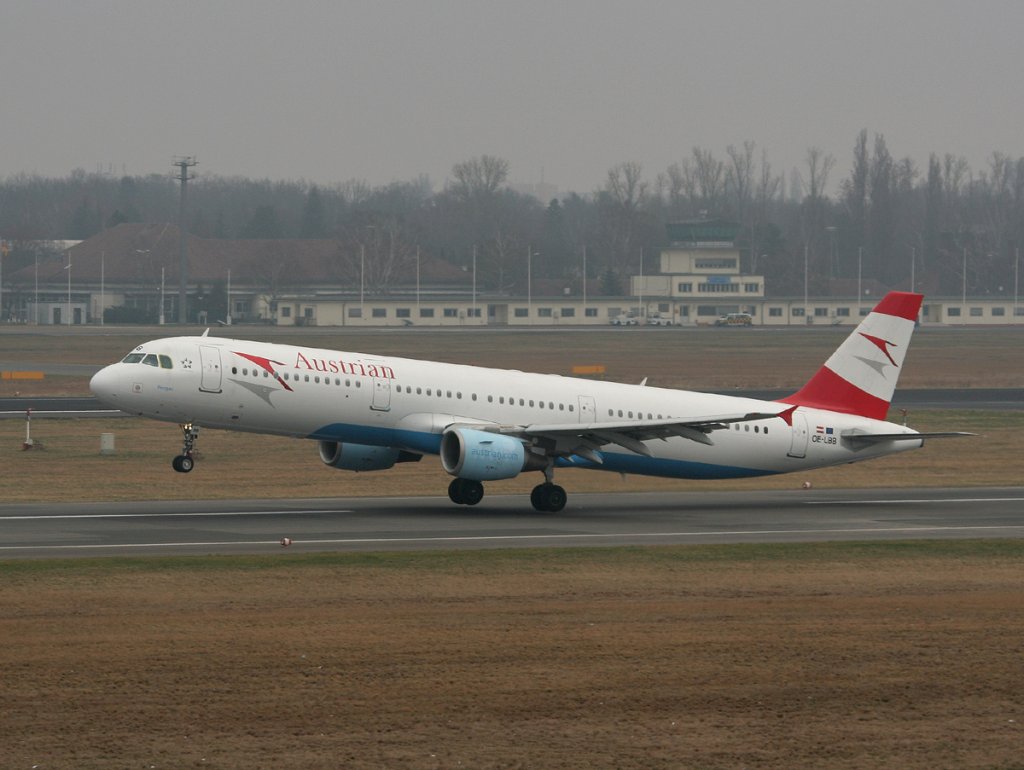 Austrian Airlines A 321-111 OE-LBB beim Start in Berlin-Tegel am 25.03.2012