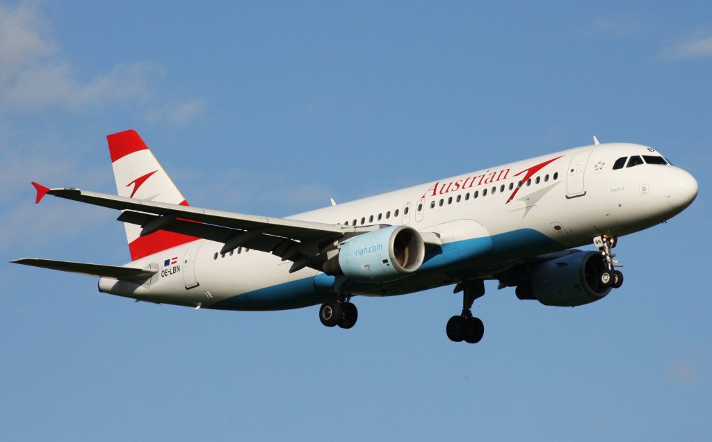 Austrian Airlines,OE-LBN,(c/n768),Airbus A320-214,17.07.2012,HAM-EDDH,Hamburg,Germany