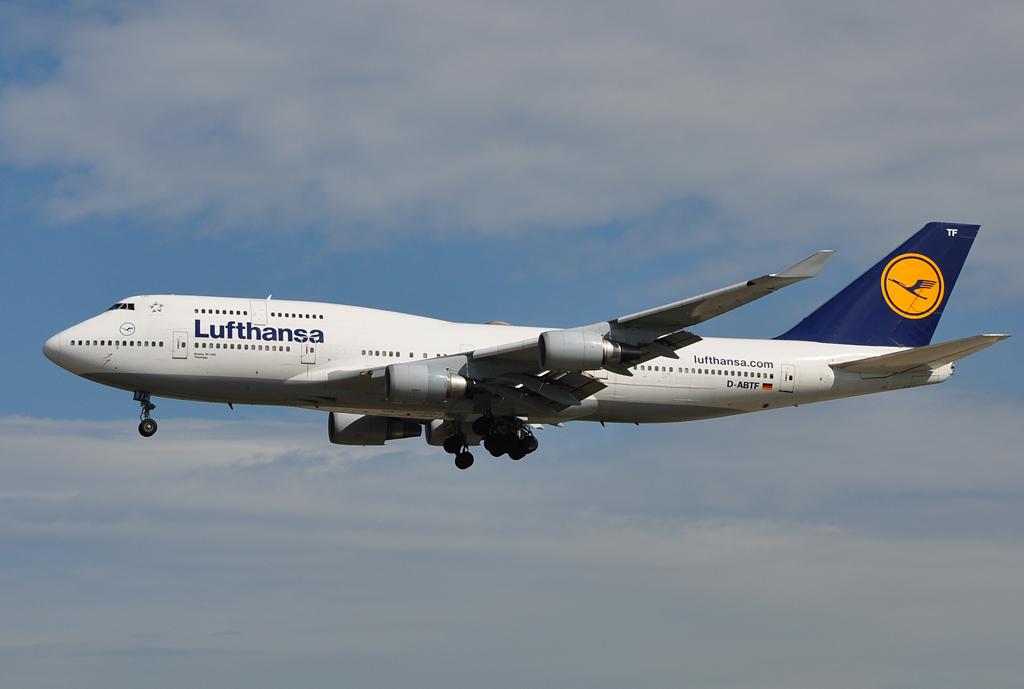 B 747-400  Thringen  D-ABTF Lufthansa appr. auf FRA 04.08.2012