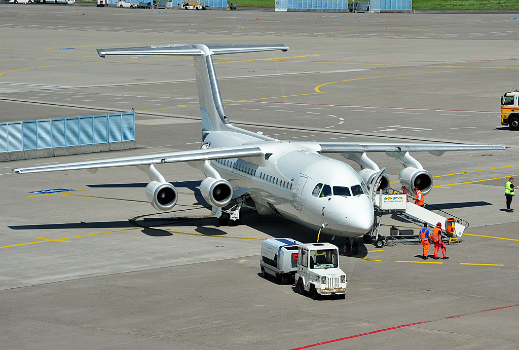 BAe 148-300 D-AWBA der WDL-Aviation in Kln-Bonn - 12.08.2012