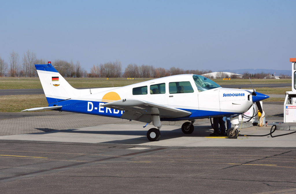 Beechcraft BE-23 Sundowner, D-ERBM, in Koblenz-Winningen 10.03.2010