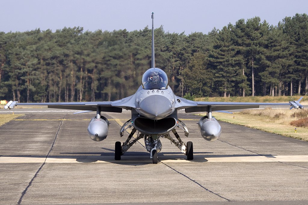Belgium - Air Force, FB-15, Sabca, F-16BM Flighting Falcon, 18.09.2009, EBBL, Kleine Brogel, Belgien 

