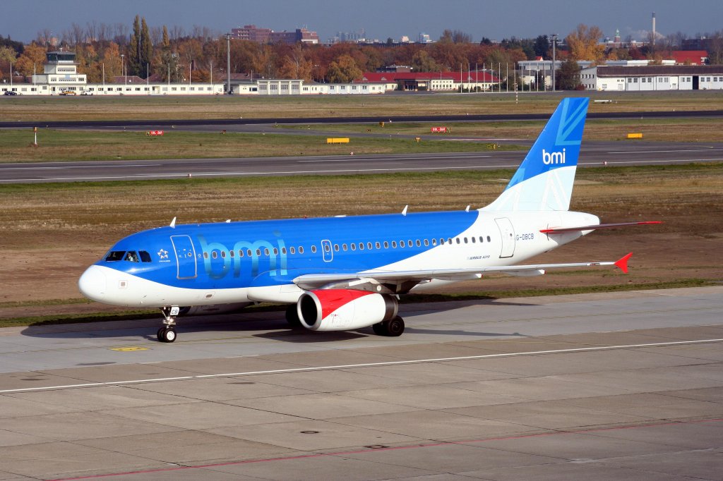 BMI A 319-131 G-DBCB am 31.10.2009 auf dem Flughafen Berlin-Tegel