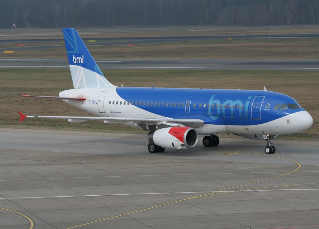BMI A 319-131 G-DBCE bei der Ankunft in Berlin-Tegel am 02.04.2011
