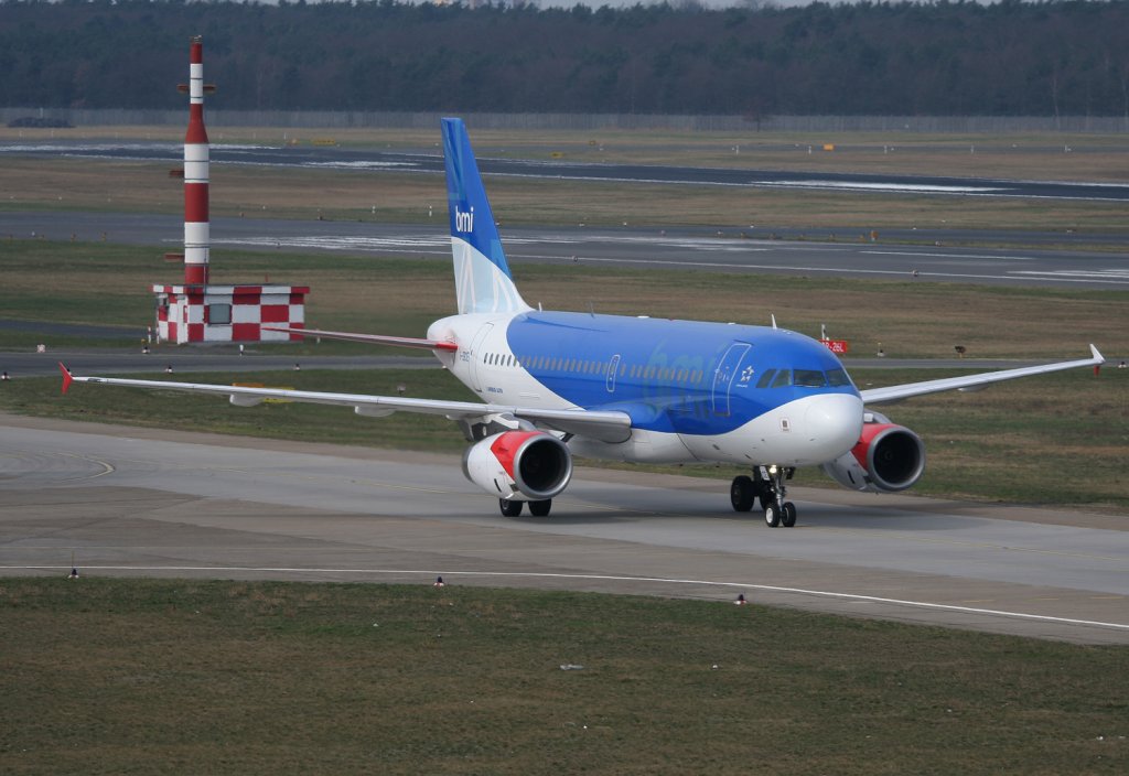 BMI A 319-131 G-DBCE bei der Ankunft in Berlin-Tegel am 03.04.2011