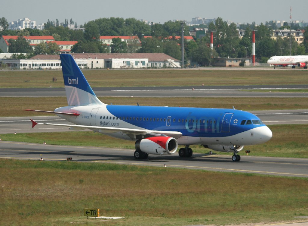 BMI A 319-131 G-DBCE bei der Ankunft in Berlin-Tegel am 22.05.2012