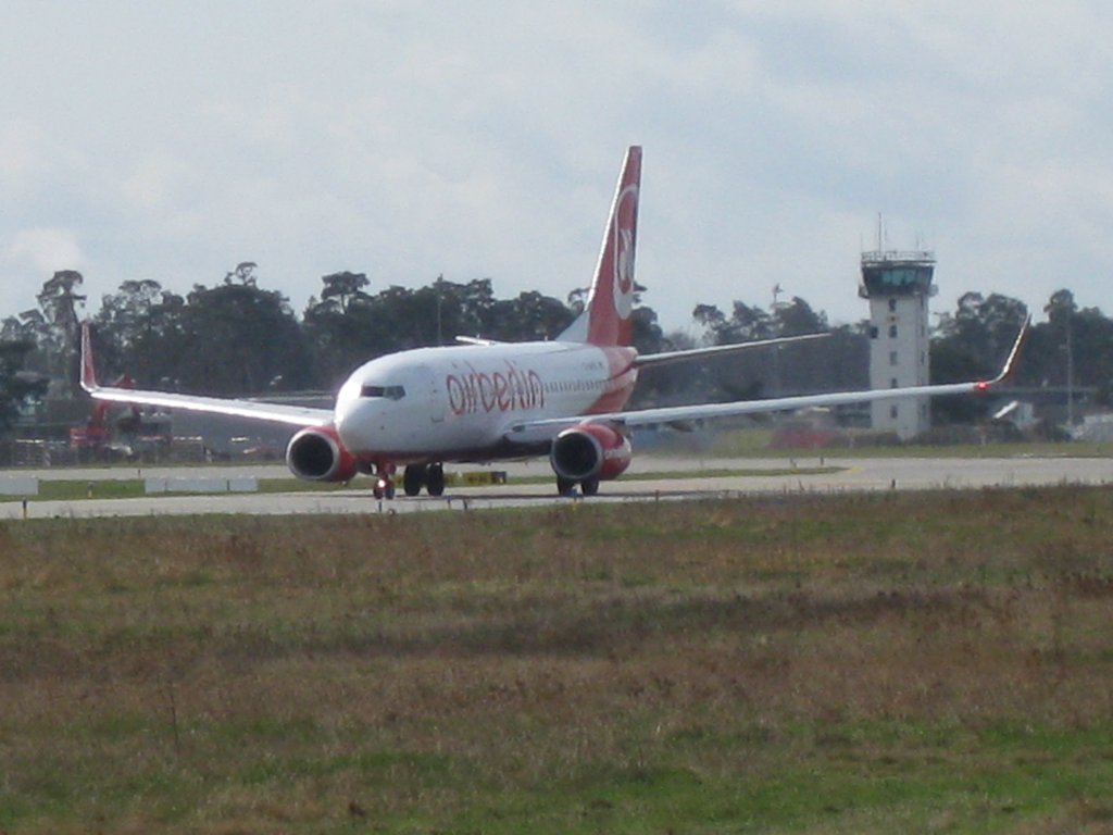 Boeing 737-700/Air Berlin/Baden-Airpark/1. April 2010