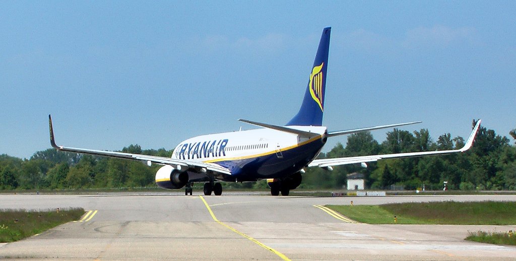 Boeing 737-800
Ryanair
FKB
22.05.10