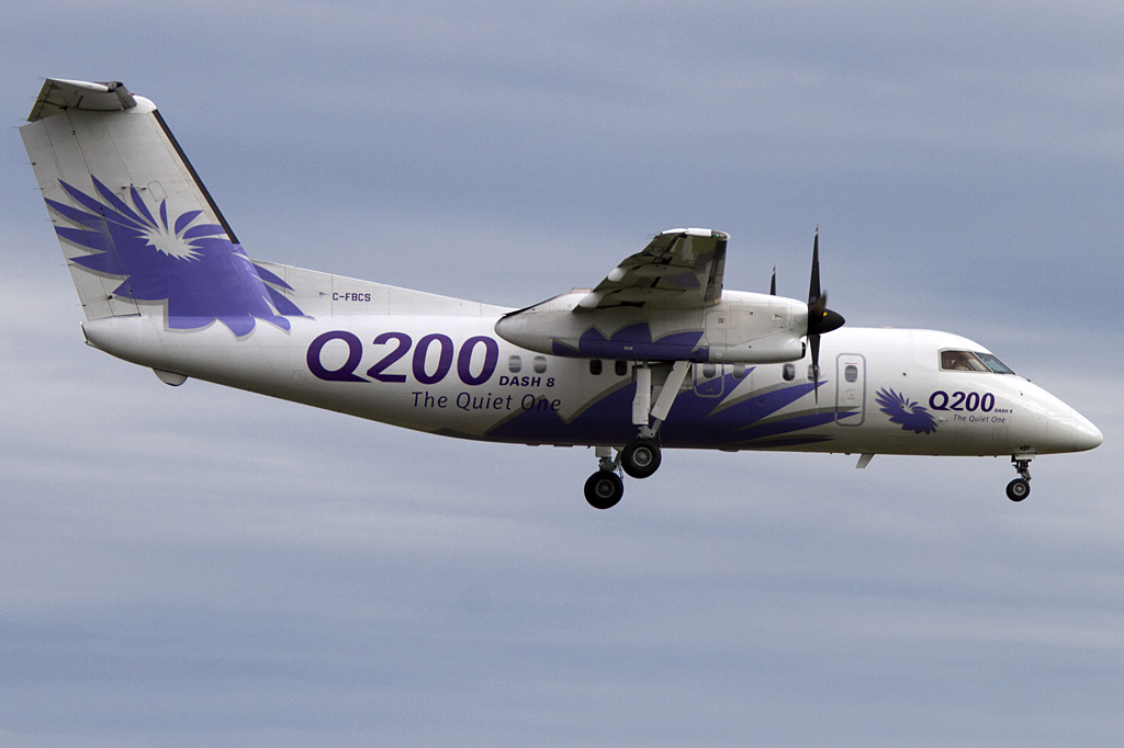 Bombardier, C-FBCS, Bombardier, DHC-8-202Q Dash 8, 24.08.2011, YUL, Montreal, Canada 





