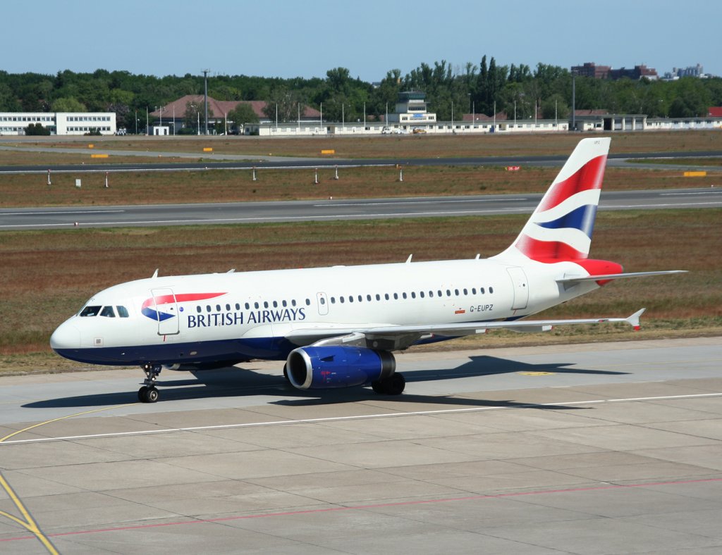 British Airways A 319-131 G-EUPZ bei der Ankunft in Berlin-Tegel am 02.06.2011