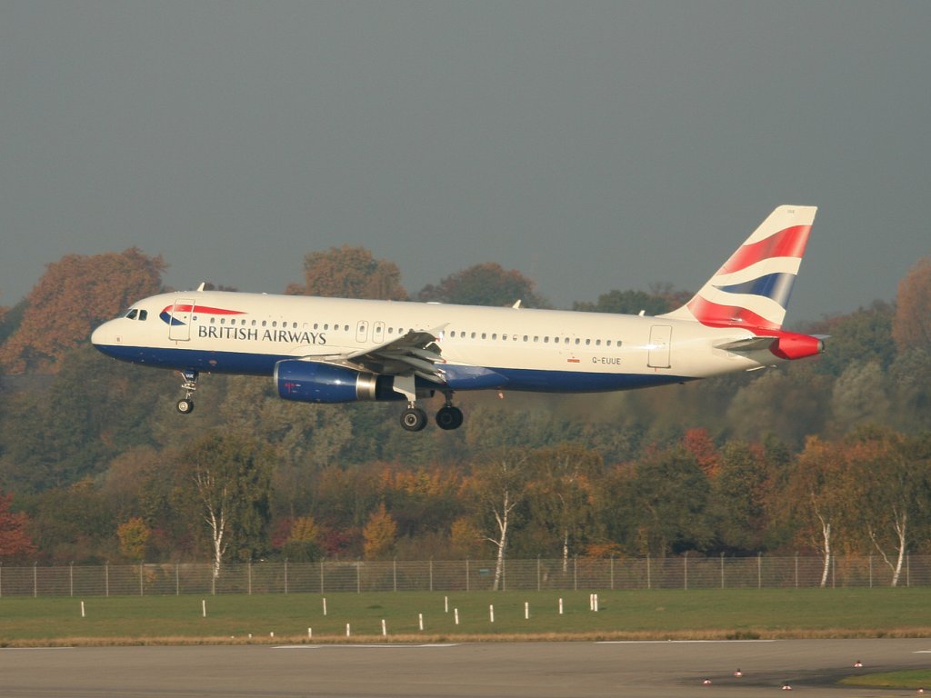 British Airways A 320-232 G-EUUE kurz vor der Landung in Dsseldorf am 31.10.2011