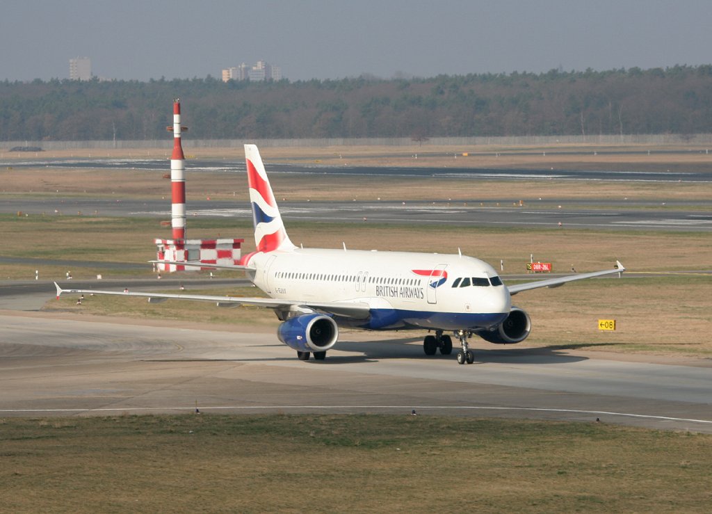 British Airways A 320-232 G-EUUX bei der Ankunft in Berlin-Tegel am 25.03.2012