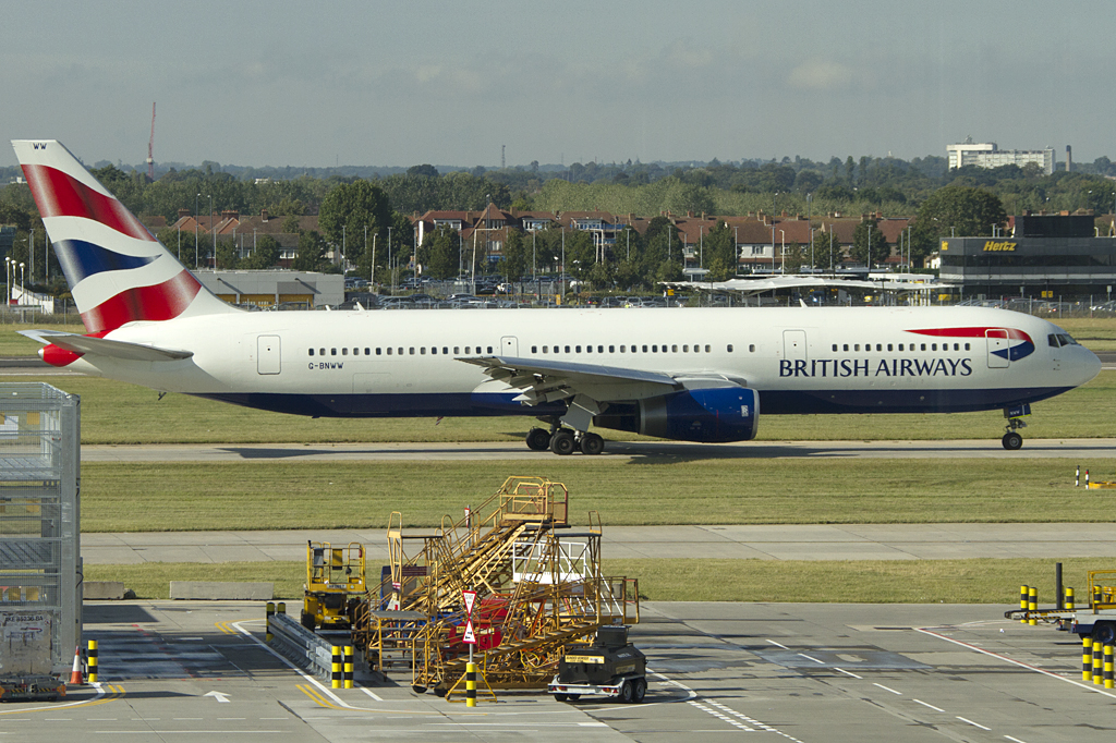 British Airways, G-BNWW, Boeing, B767-336ER, 20.08.2011, LHR, London-Heathrow, Great Britain




