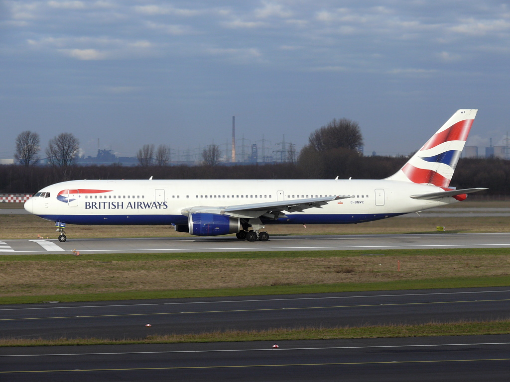 British Airways; G-BNWX; Boeing 767-336. Flughafen Dsseldorf. 16.01.2011.