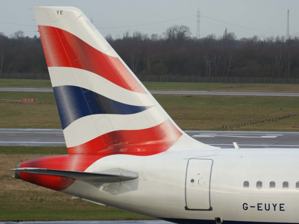 British Airways, G-EUYE, Airbus, A 320-200 (Seitenleitwerk/Tail), 06.01.2012, DUS-EDDL, Dsseldorf, Germany

