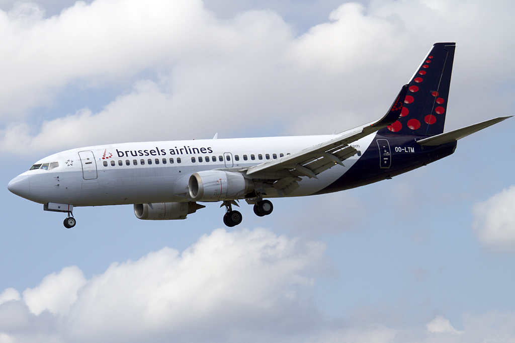 Brussels Airlines, OO-LTM, Boeing, B737-3M8, 10.09.2010, BCN, Barcelona, Spain 



