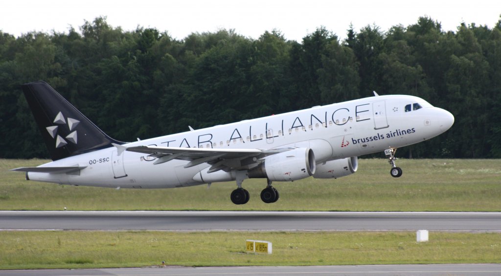 Brussels Airlines,OO-SSC,(c/n1086),Airbus A319-112,01.06.2012,HAM-EDDH,Hamburg,Germany(Bemalung - Star Alliance)