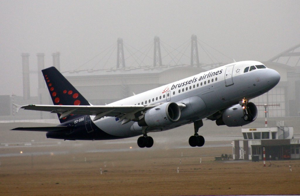 Brussels Airlines,OO-SSG,(c/n 1160),Airbus A319-112,28.02.2012,HAM-EDDH,Hamburg,Germany