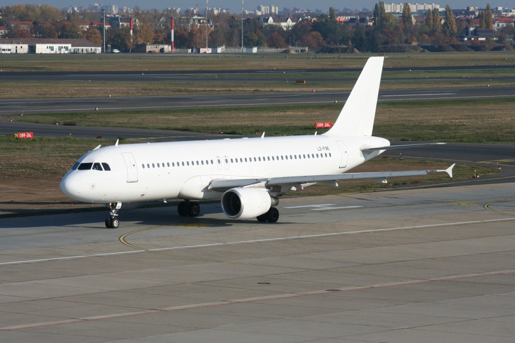 Bulgaria Air A 320-214 LZ-FBE am 31.10.2009 auf dem Flughafen Berlin-Tegel
