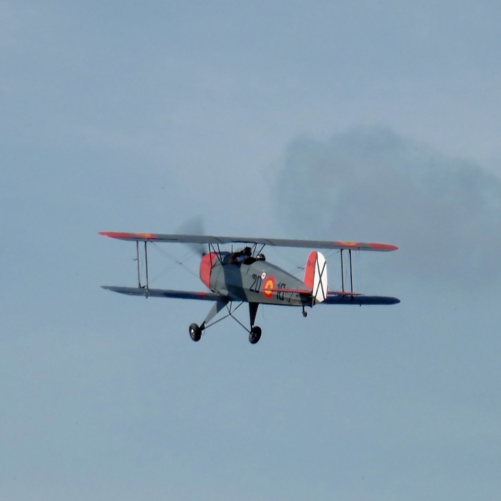 Casa B-131, EC-DKX, ber dem Flugplatz Egelsberg (10.9.11) 