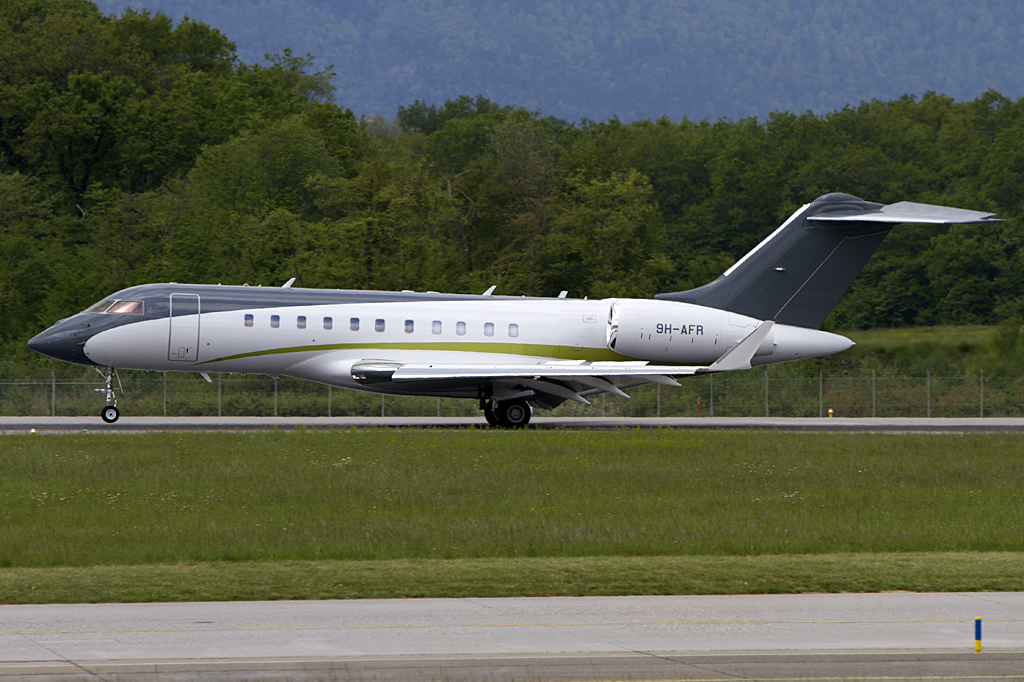 Comlux Malta, 9H-AFR, Bombardier, BD-700-1A11 Global 5000, 08.05.2010, GVA, Geneve, Switzerland 


