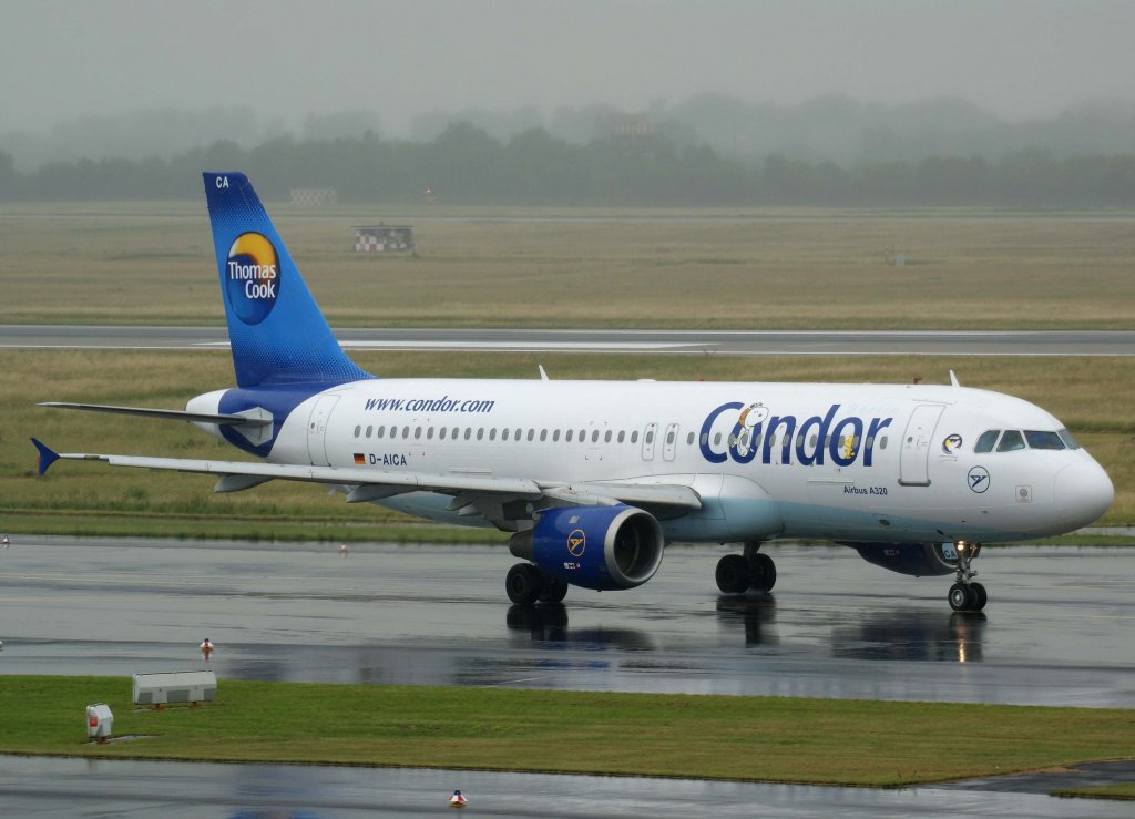 Condor-Berlin, D-AICA, Airbus A 320-200 (Peanuts-Sticker), 20.06.2011, DUS-EDDL, Dsseldorf, Germany 

