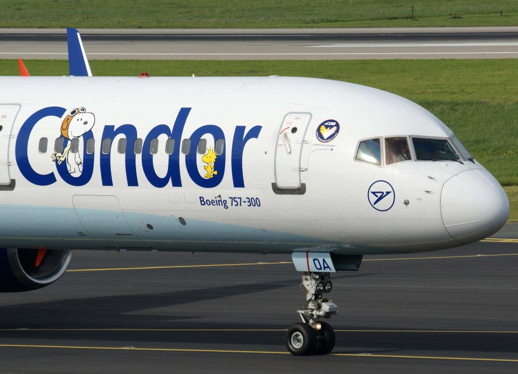 Condor, D-ABOA, Boeing 757-300 WL (Peanuts-Sticker),2010.09.23, DUS-EDDL, Dsseldorf, Germany 

