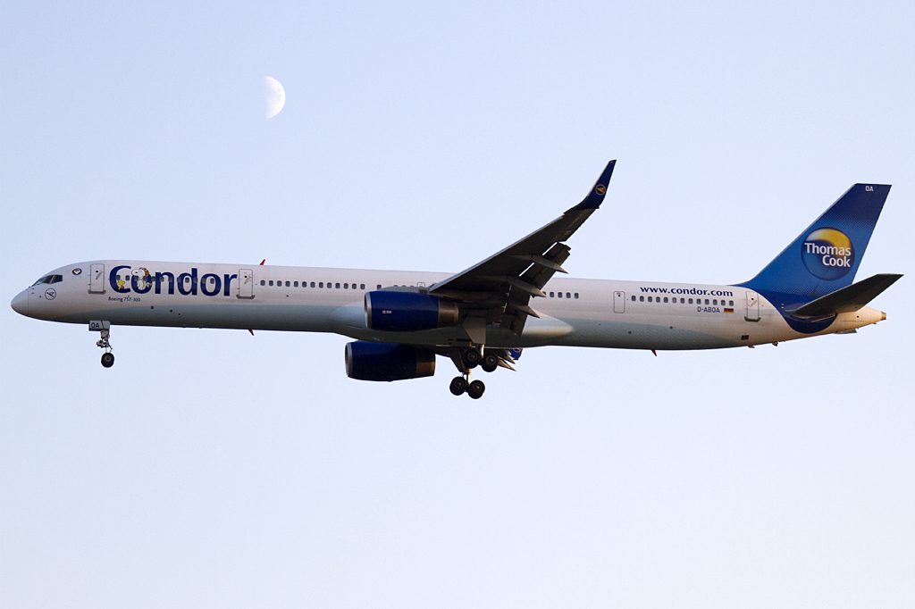 Condor, D-ABOA, Boeing, B757-330, 14.10.2010, FRA, Frankfurt, Germany 




