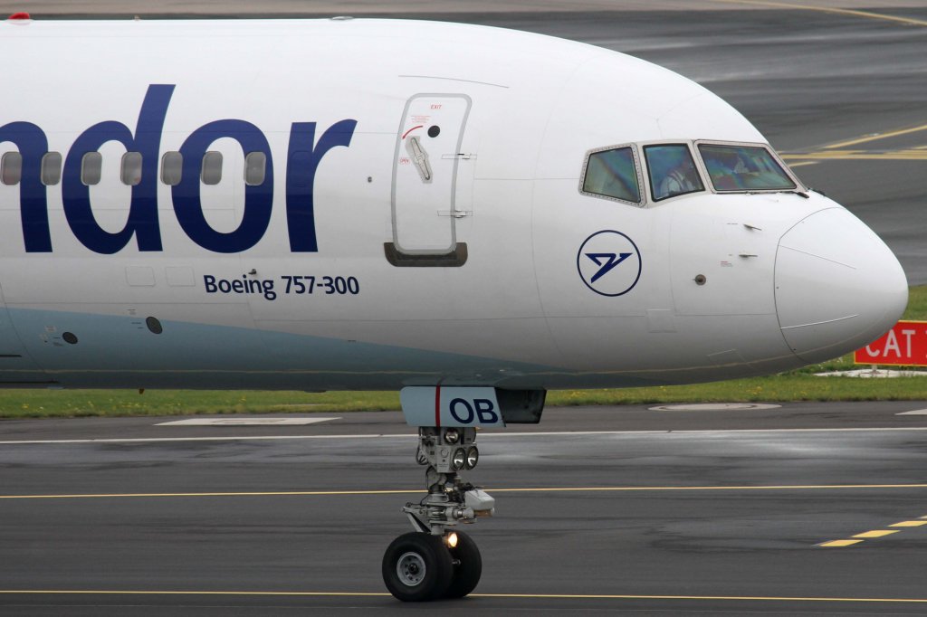 Condor, D-ABOB, Boeing, 757-300 wl (Bug/Nose), 10.11.2012, DUS-EDDL, Dsseldorf, Germany 