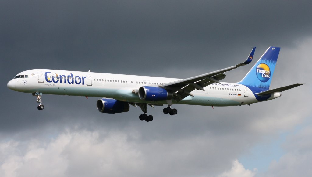 Condor, D-ABOF, Boeing 757-330(WL), 25.06.2011,HAM-EDDH, Hamburg, Germany