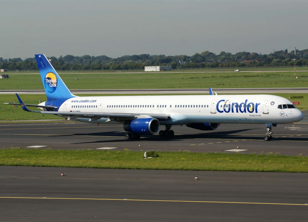 Condor, D-ABOI, Boeing 757-300 WL (Peanuts-Sticker), 2010.09.22, DUS-EDDL, Dsseldorf, Germany 

