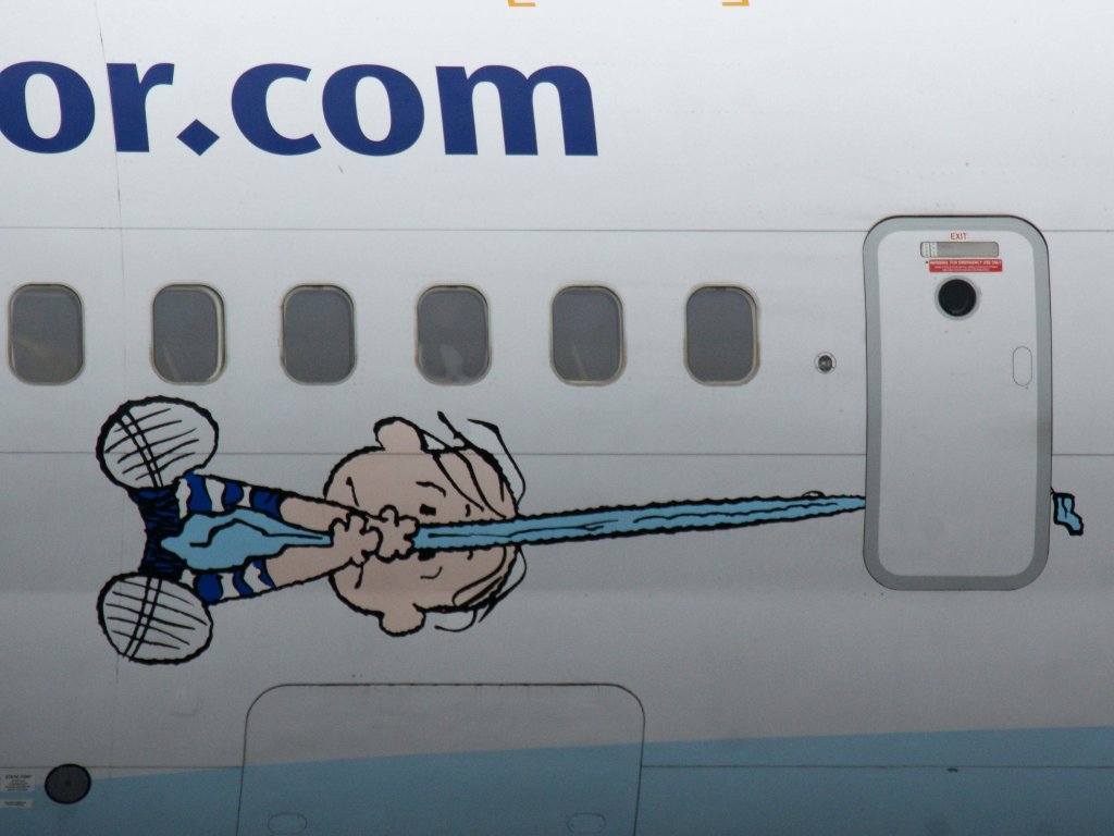 Condor, D-ABOJ  Full-Peanuts Sticker , Boeing 757-300 wl, 13.11.2011, DUS-EDDL, Dsseldorf, Germany