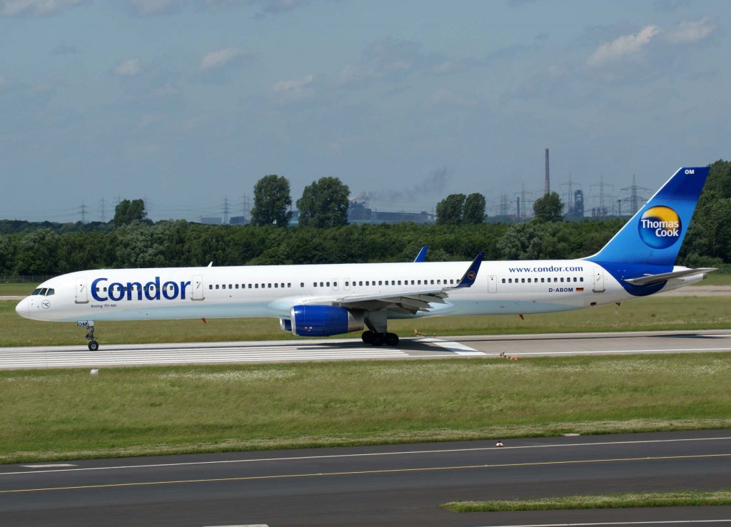 Condor, D-ABOM, Boeing 757-300 WL, 2010.06.11, DUS-EDDL, Dsseldorf, Germany 

