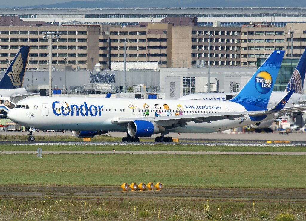 Condor, D-ABUH, Boeing 767-300 ER (Full-Peanuts Sticker), 10.09.2011, FRA-EDDF, Frankfurt, Germany