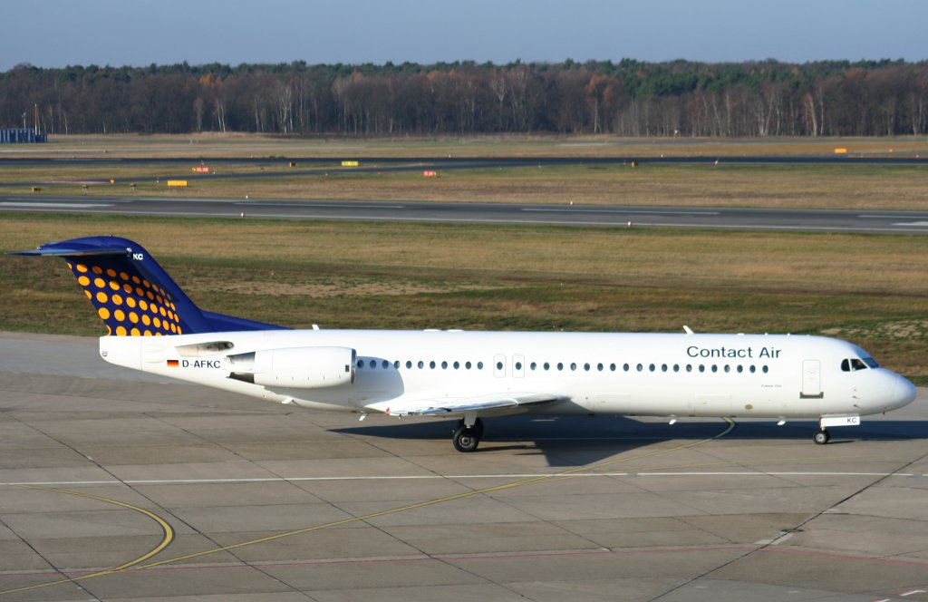 Contact Air Fokker 100 D-AFKC am 21.11.2009 auf dem Flughafen Berlin-Tegel