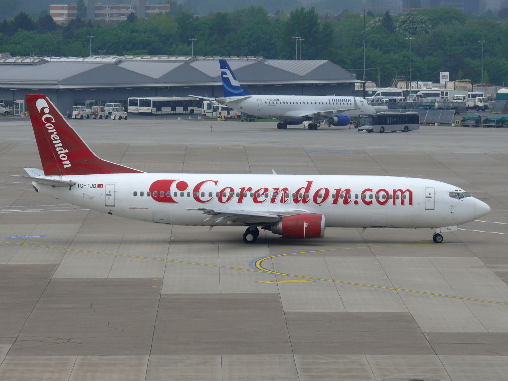 Corendon Airlines; TC-TJD; Boeing 737-4Q8. Flughafen Dsseldorf. 02.05.2010.