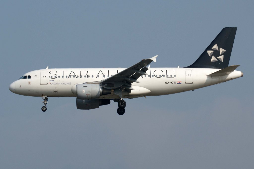 Croatia Airlines, 9A-CTI  Vukovar , Airbus, 379-100 (StarAlliance-Lackierung), 13.04.2012, FRA-EDDF, Frankfurt, Germany