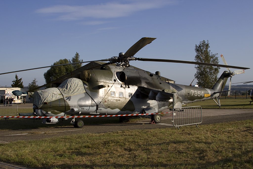 Czech - Air Force, 7354, Mil, Mi-24 Hind, 12.09.2009, LFQP, Phalsbourg, France 

