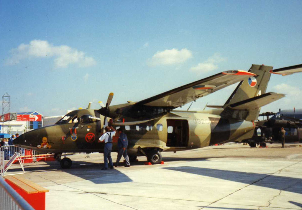 Czech Air Force Let L-410 auf der ILA 1994 in Berlin-Schnefeld (Scan)