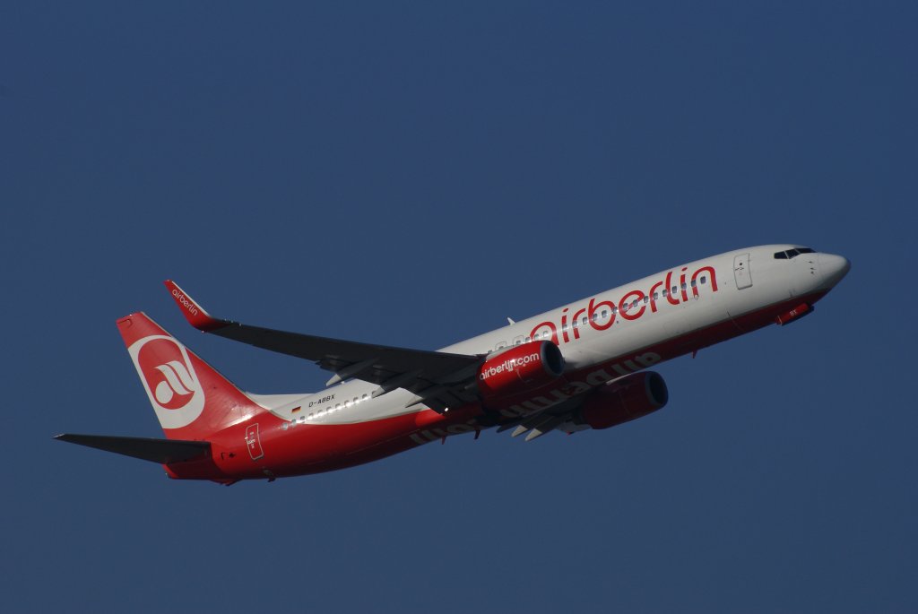 D-ABBX Boeing 737-808 der Airberlin am Dsseldorfer Flughafen am 30.01.2011