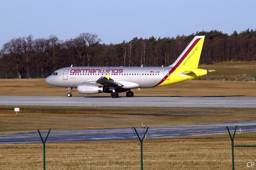 D-AGWI (Germanwings A319-100) startet am 27.2.2010 in Dresden mit Ziel Kln-Bonn.