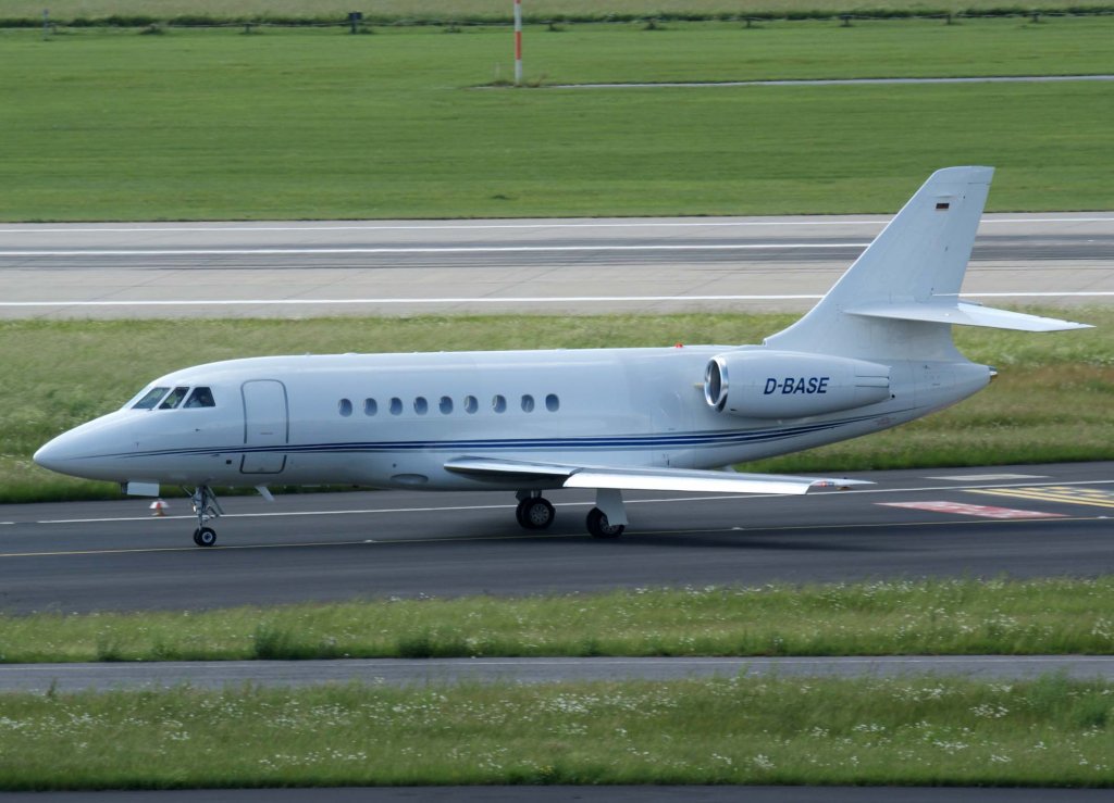 D-BASE, Dassault Falcon 2000, Thyssen-Krupp AG, 2010.06.11, DUS-EDDL, Dsseldorf, Germany

