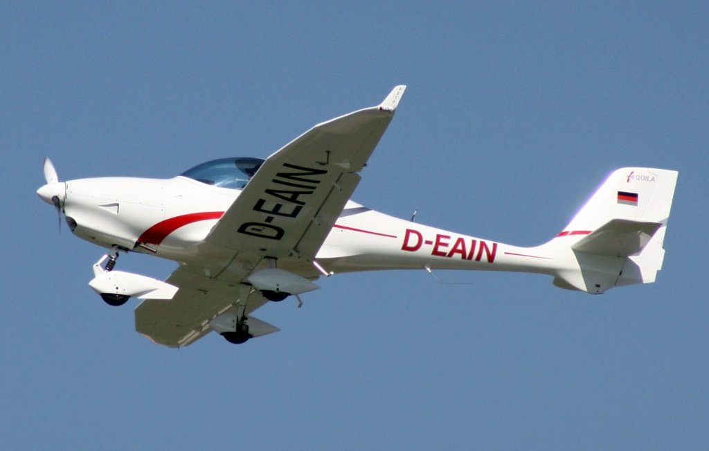 D-EAIN,Aquila A-210 AT01,20.08.2011,XFW-EDHI,Hamburg-Finkenwerder,Germany