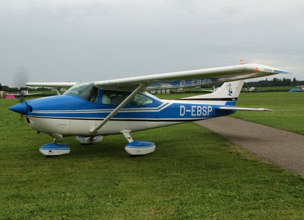 D-EBSP, Cessna 182 P Skylane, 2009.07.19, EDMT (Tannkosh 2009), Tannheim, Germany