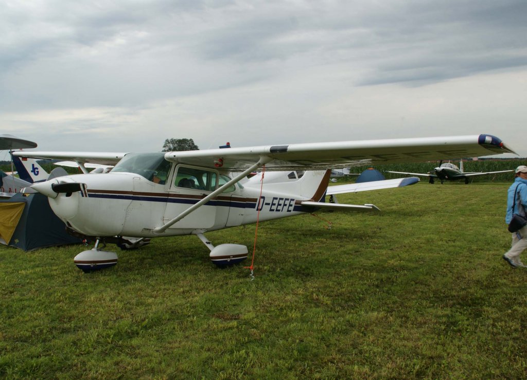 D-EEFE, Cessna F 172 P Skyhawk, 2009.07.17, EDMT, Tannheim (Tannkosh 2009), Germany