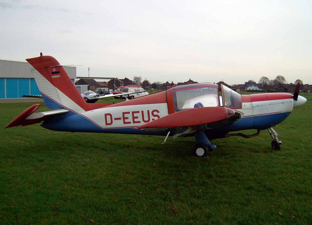 D-EEUS, Socata Rallye 180 TS, 2008.12.08, EDLG, Goch (Asperden), Germany