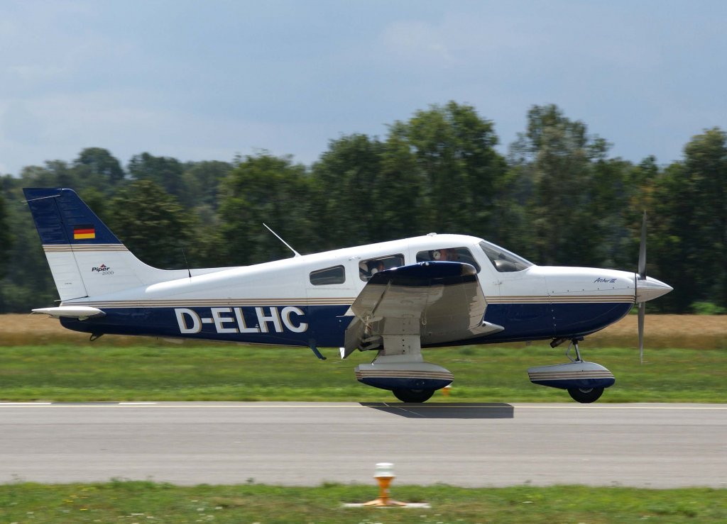 D-ELHC, Piper PA-28-181 Cherokee Archer II, 09.07.2011, EDLS, Stadtlohn-Vreden, Germany 

